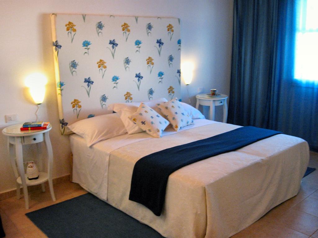 La Jacaranda Sant'Antioco Phòng bức ảnh
